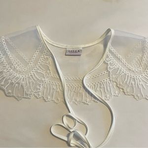 NWT Lulla White Sheer Lace Tie Front Collar